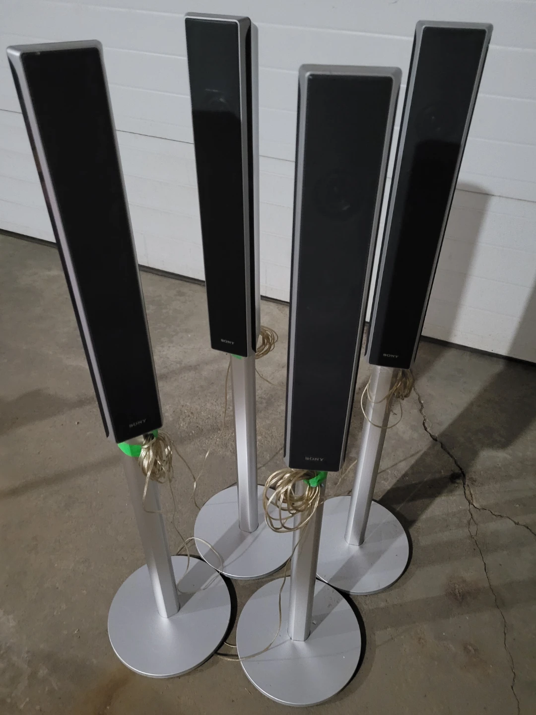 Sony Tower Speakers Set
