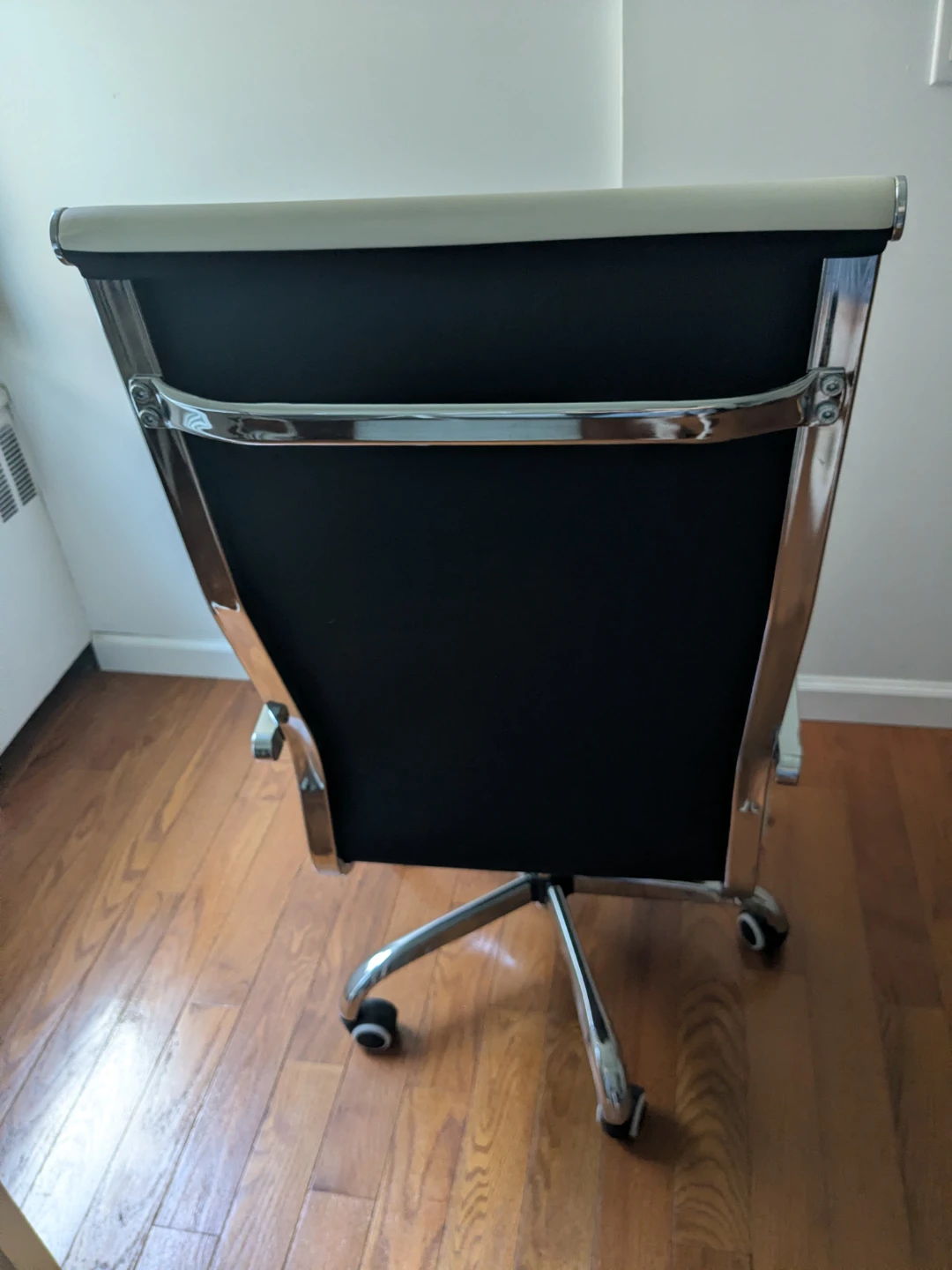White Executive Office Chair - photo 4
