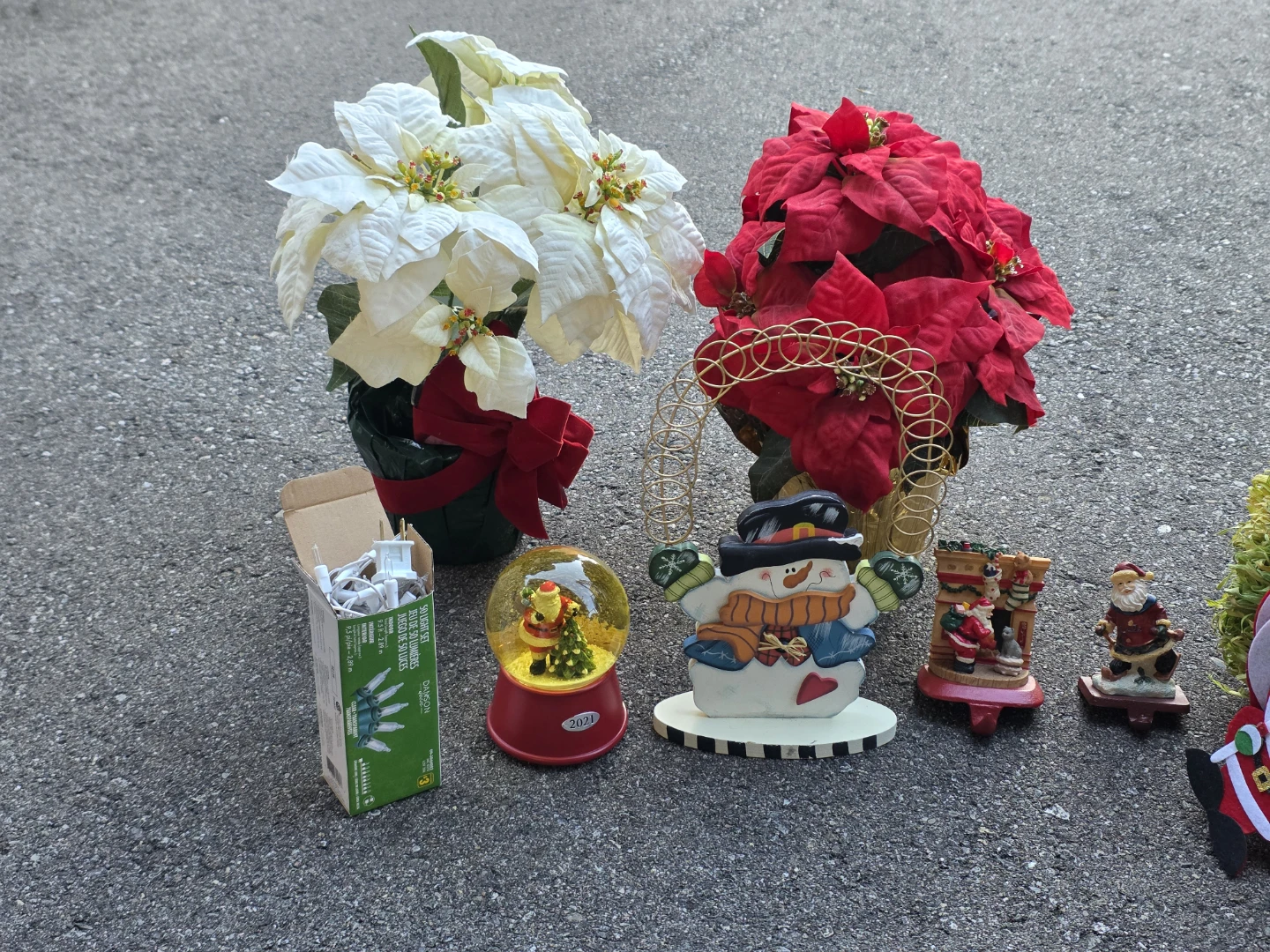 Assorted Christmas Decorations-Bundle Sale - photo 4