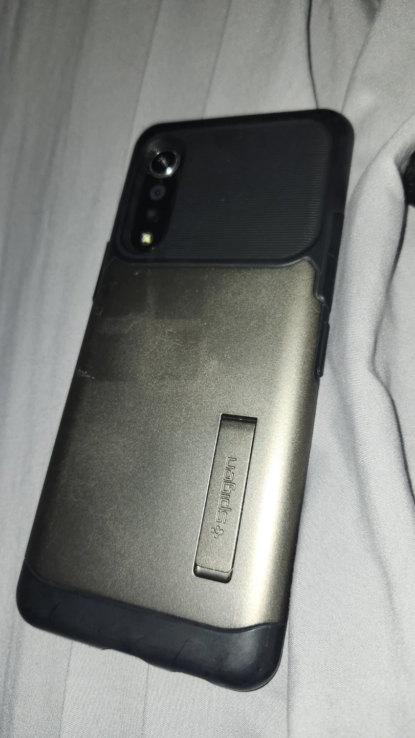 LG velvet phone - photo 2