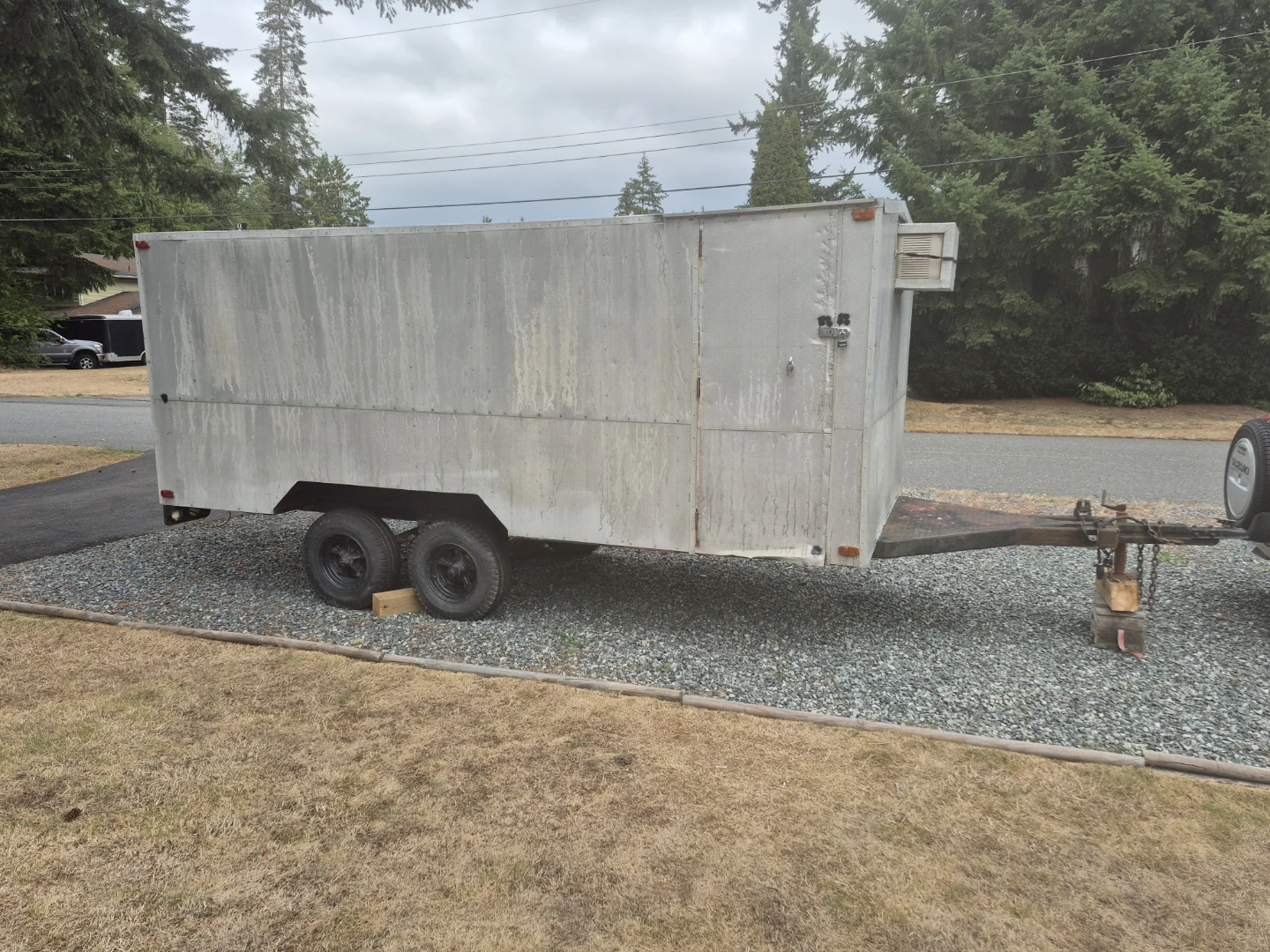 20/8 ft   ubuilt utility trailer custom built