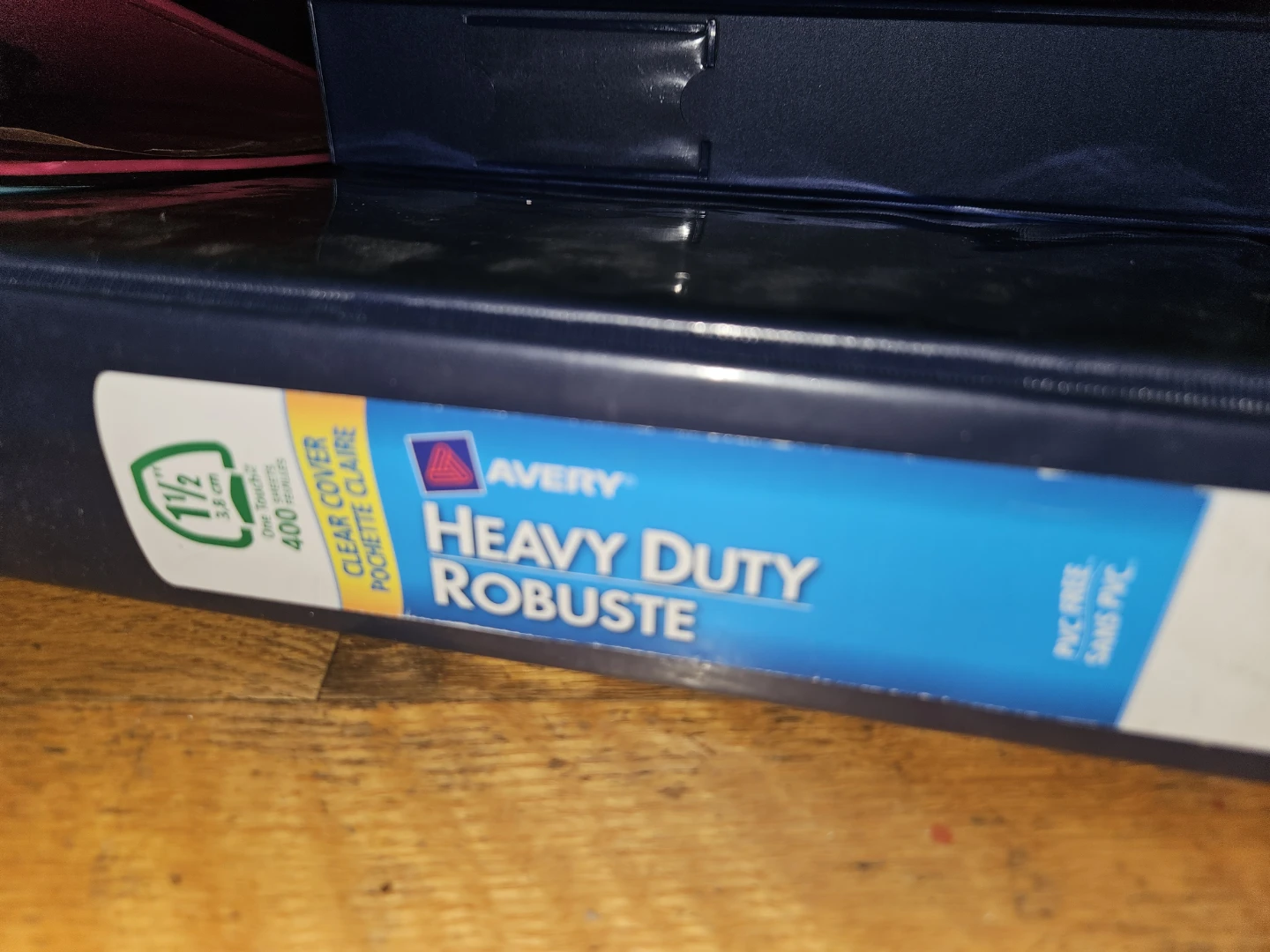 Staples Better Binder and Avery Heavy Duty Binder - photo 3
