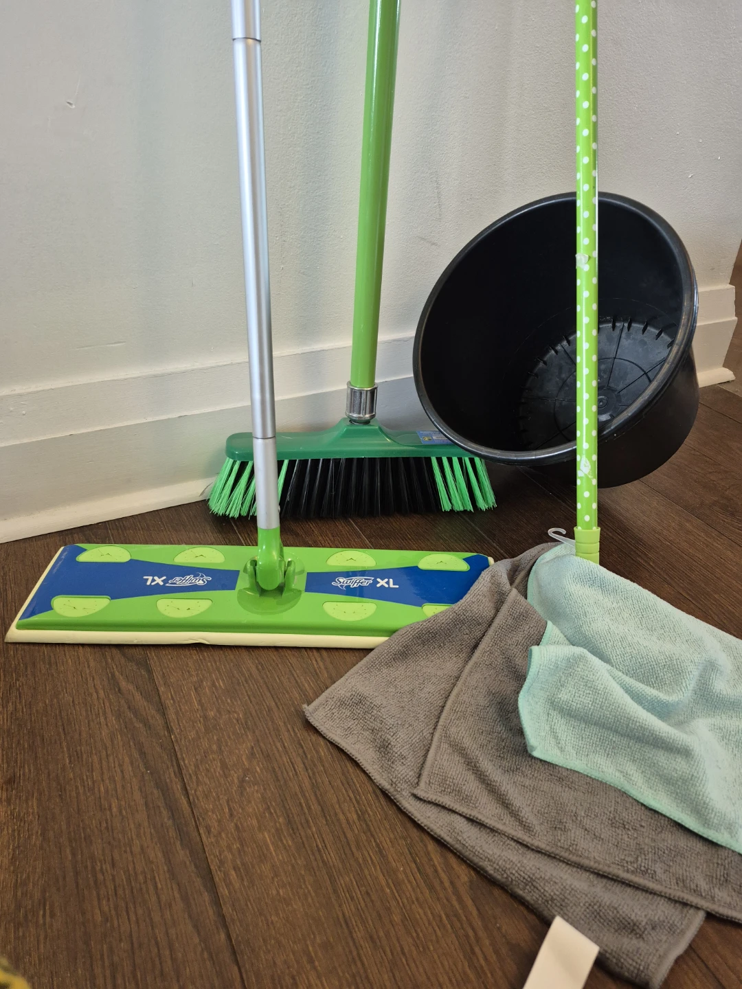 Cleaning Supplies - photo 2