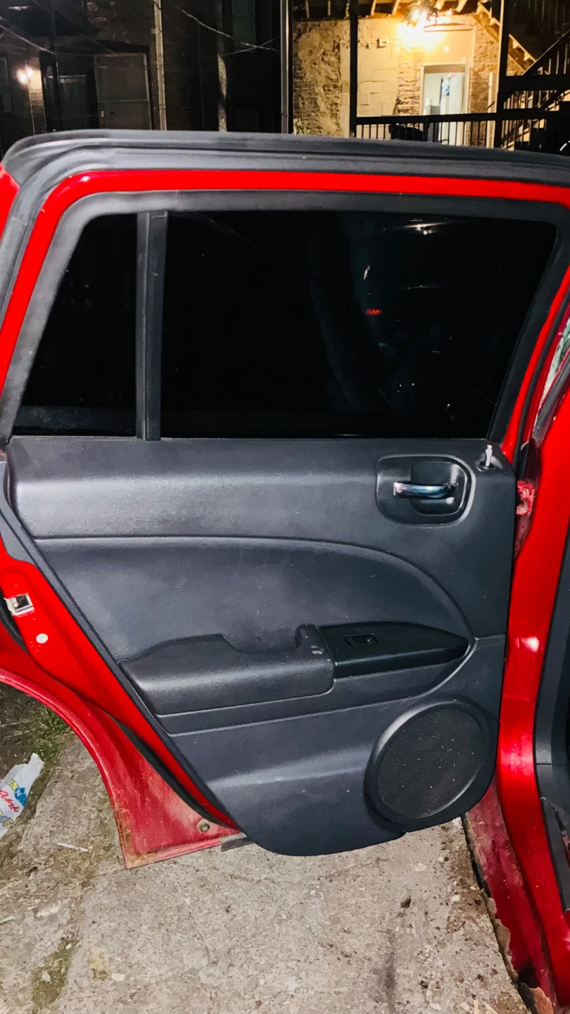 Red Dodge Caliber 4-Door Hatchback - photo 5