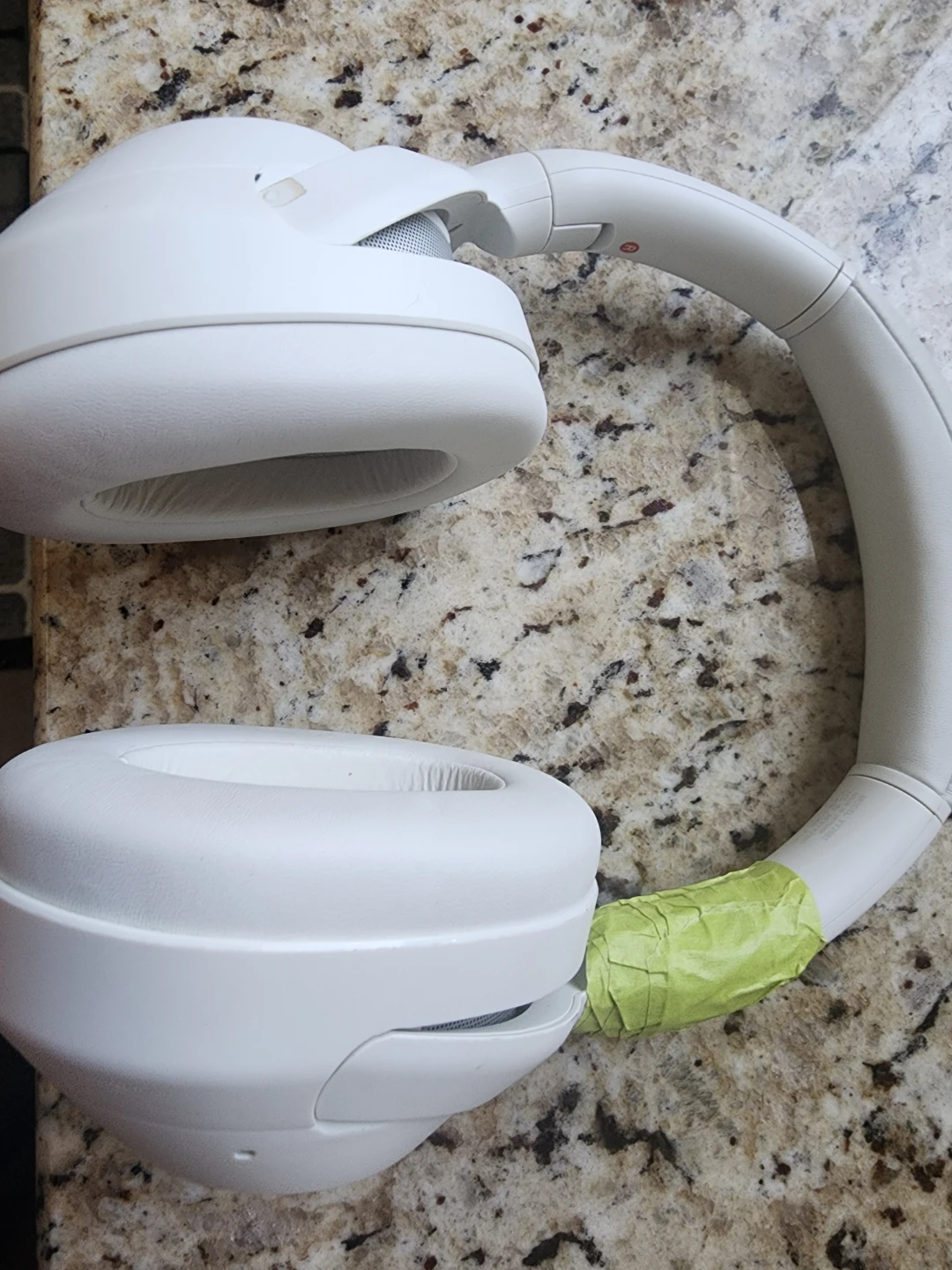 Sony WH-1000XM4 Noise Cancelling Headphones - White