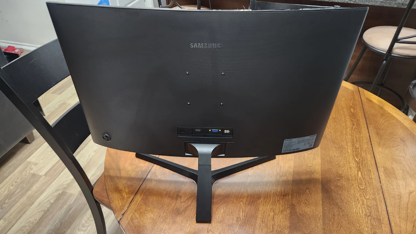 Samsung S27D368GAN Curved Monitor