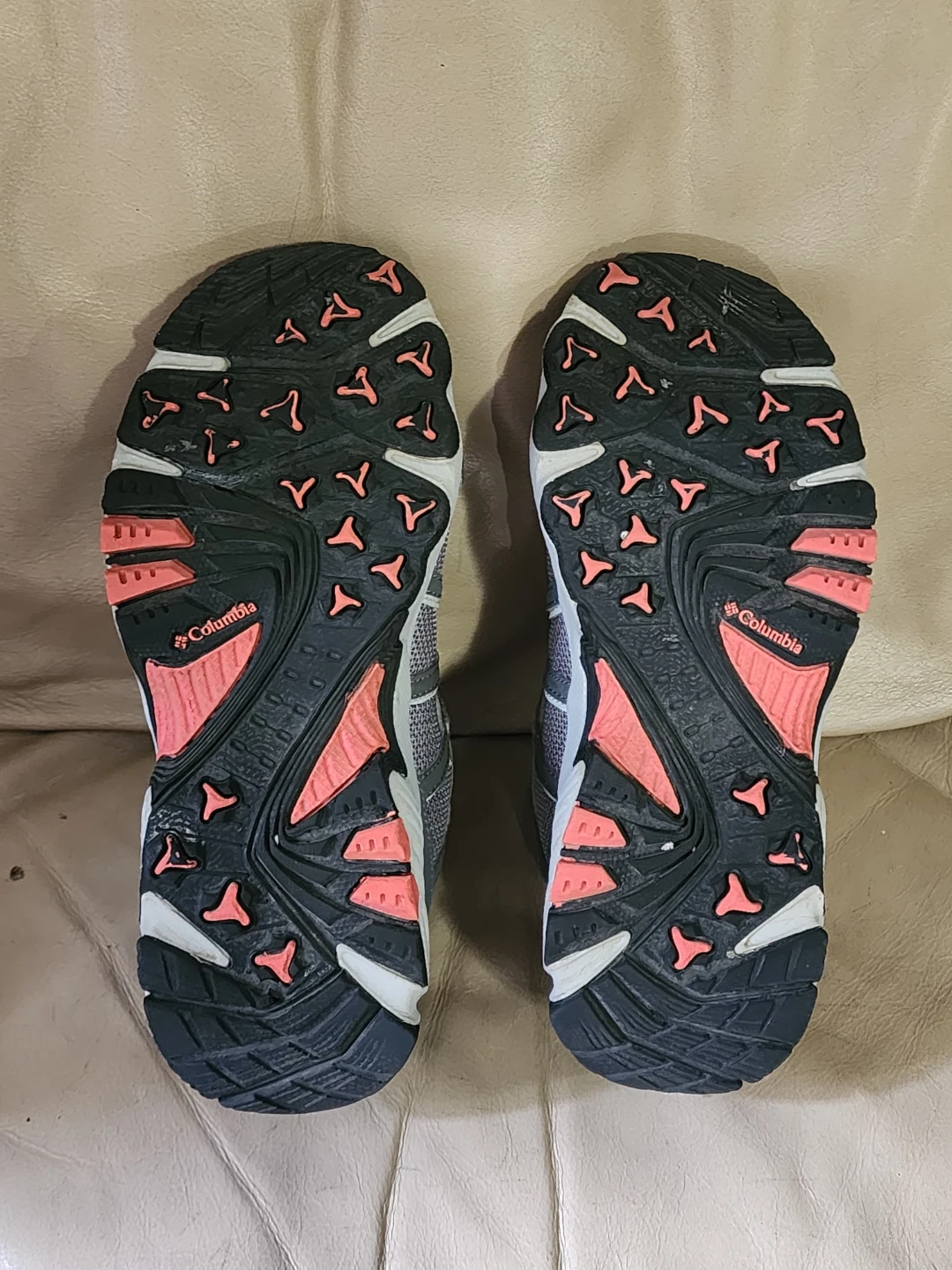 Columbia Women's Hiking Shoes size:6 - photo 3