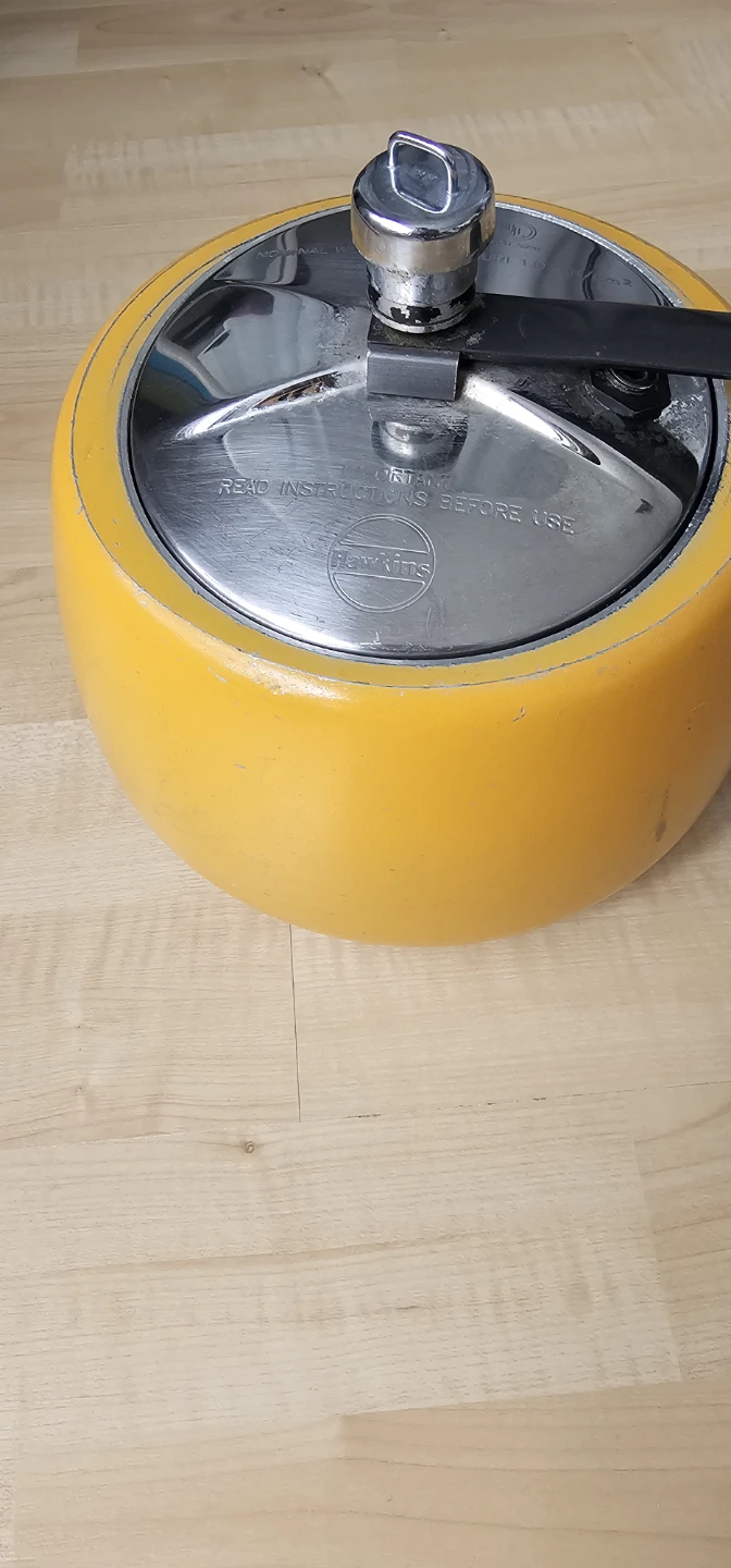 Hawkins Pressure Cooker