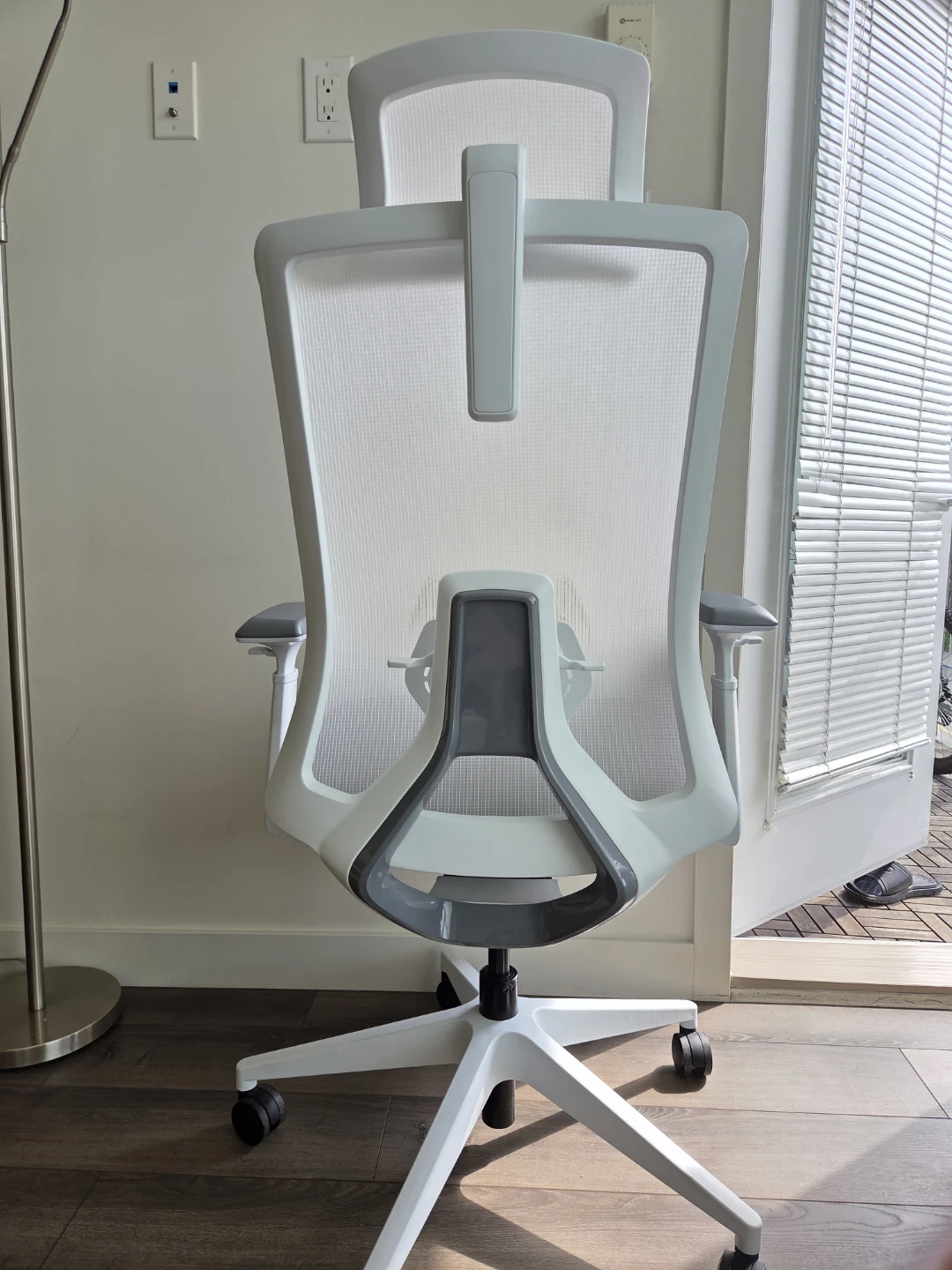 Mesh Office Chair – Adjustable & Comfortable - photo 2