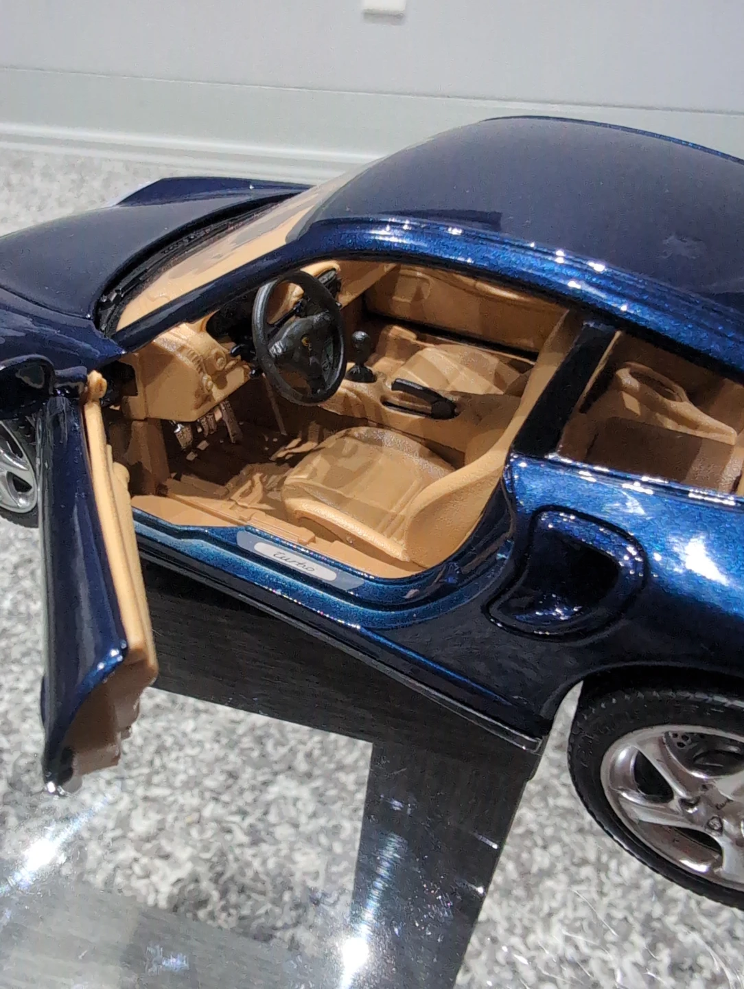 Blue Diecast Porsche Model Car - photo 5