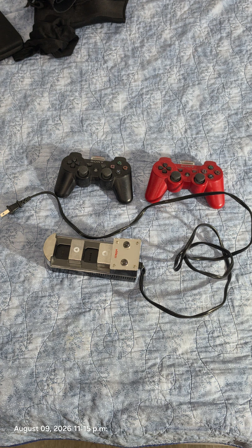 Sony PlayStation 3 Bundle with Two Controllers and Charging Dock - photo 4