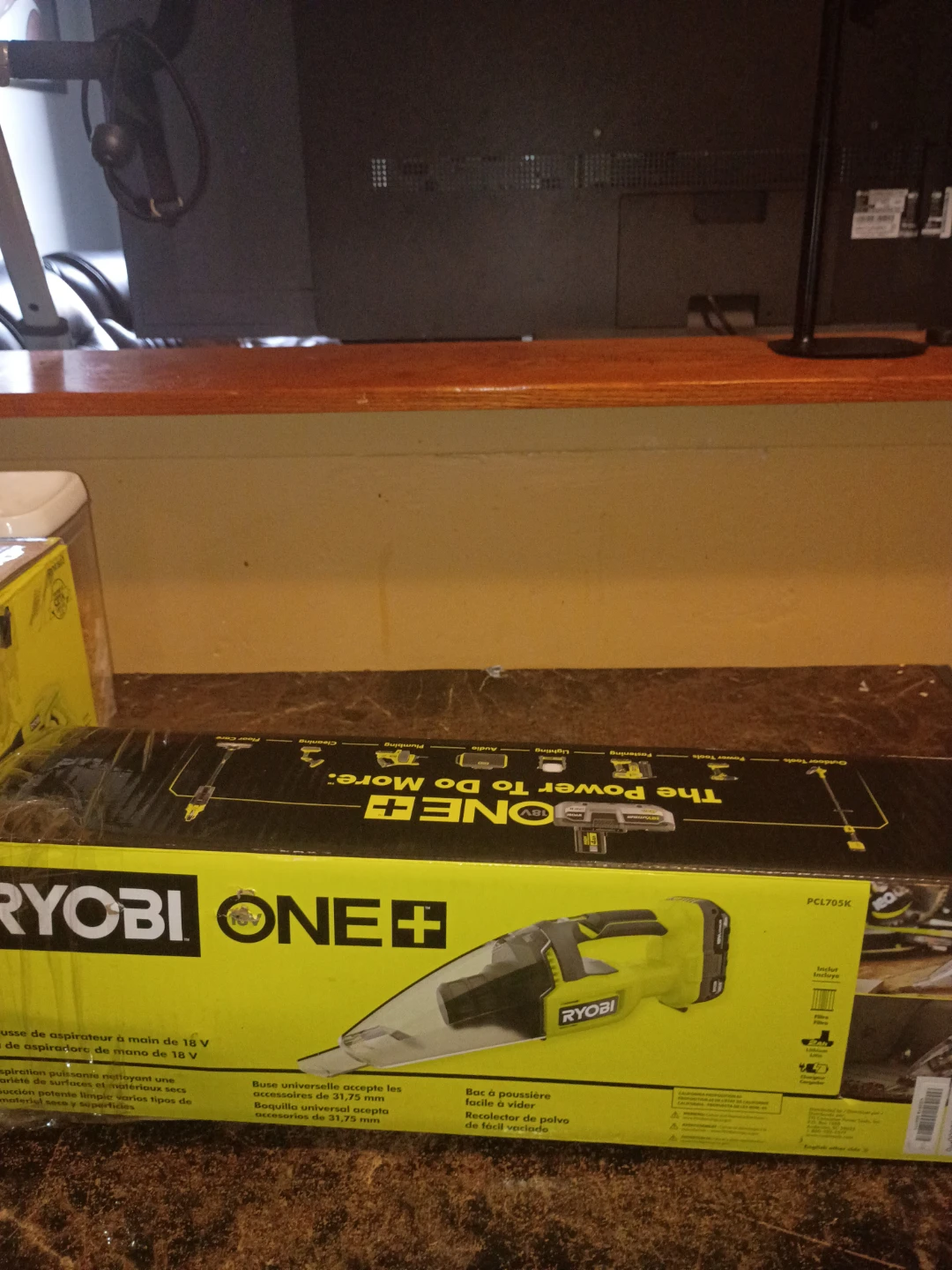 Ryobi ONE+ 18V Handheld Vacuum Kit PCL705K
