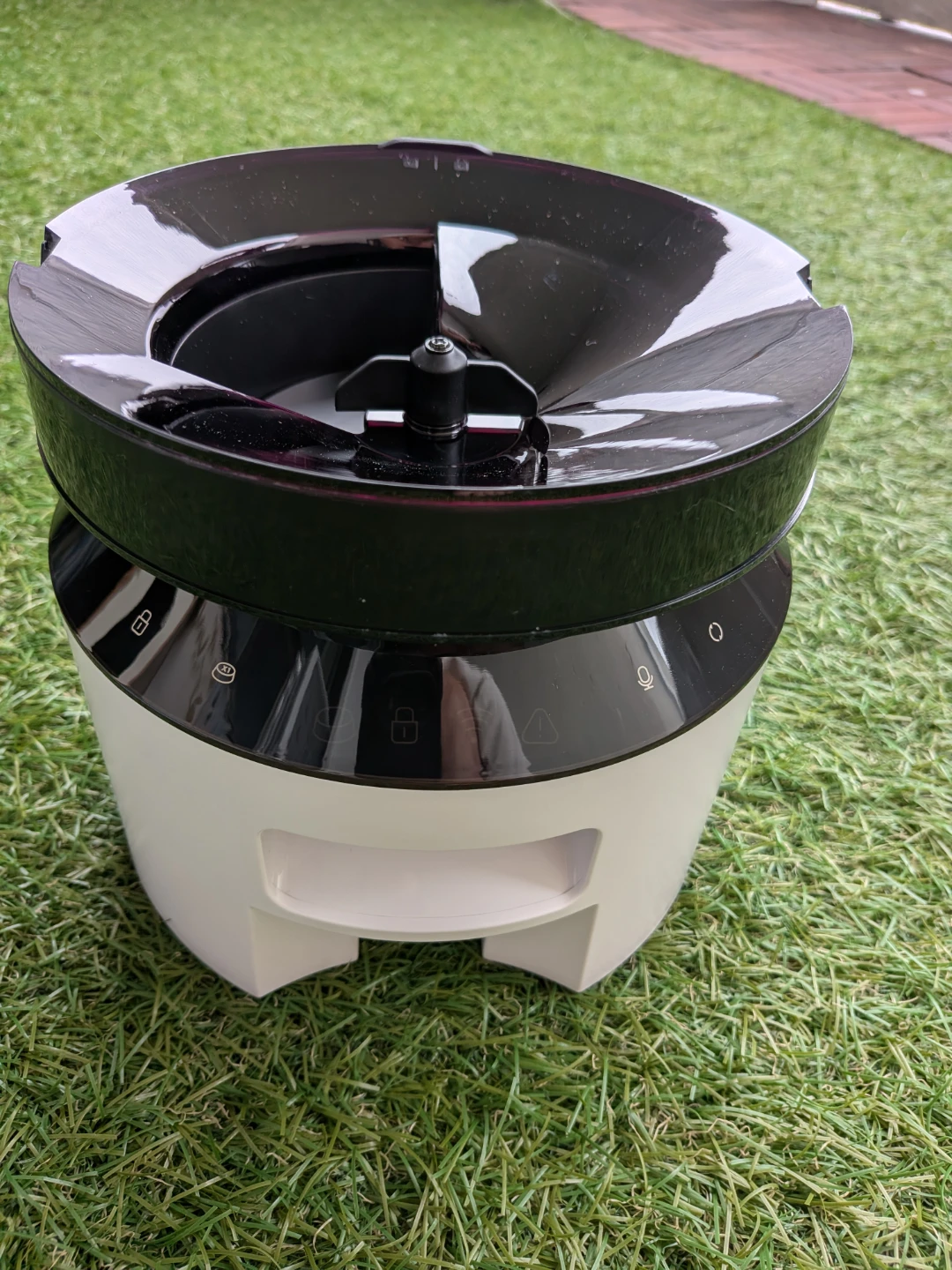 Petlibro Automatic Pet Feeder 5L WiFi-Enabled - photo 4