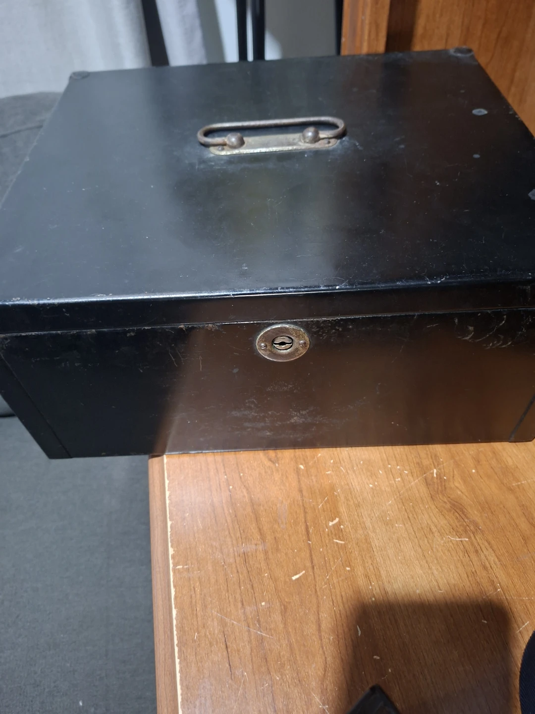 Antique Mid Century Heavy The Weilink Mfg. Co. Cash Box