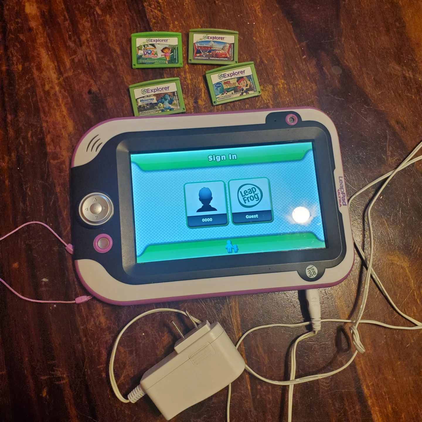 LeapFrog LeapPad ultra Explorer learning tablet with 4 games