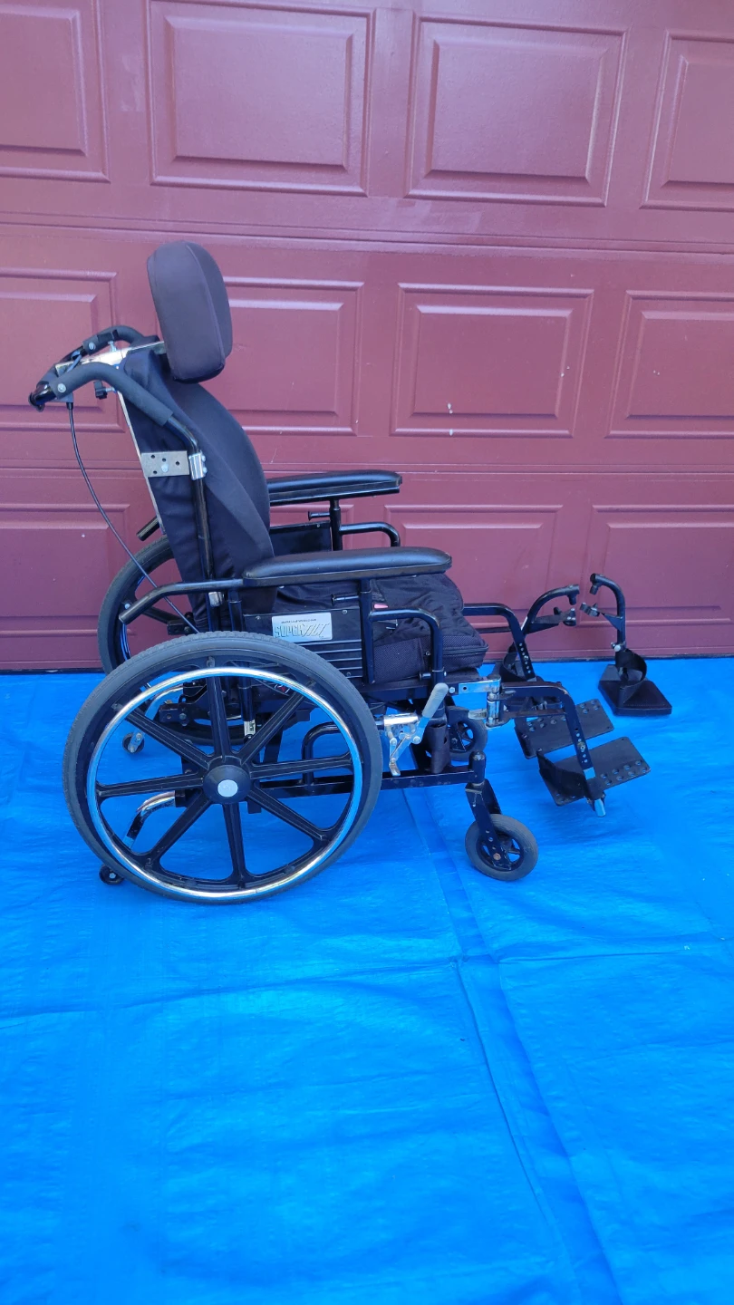 Maple Leaf Wheelchair Super Lite - photo 2