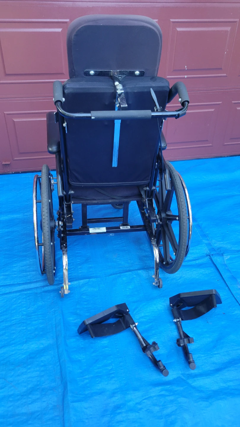 Maple Leaf Wheelchair Super Lite - photo 4