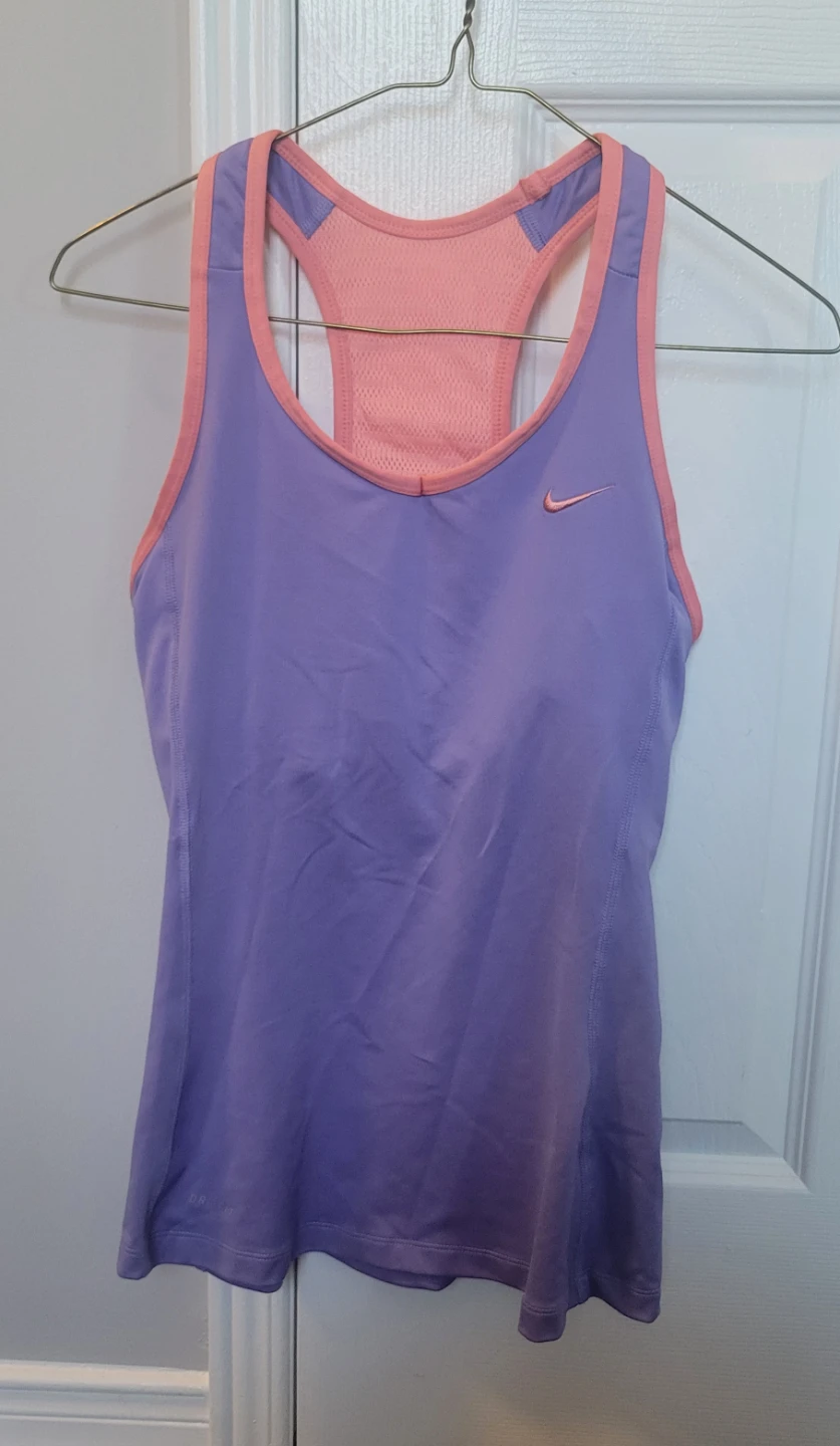 Nike Activewear Tank Top and T-Shirt Bundle