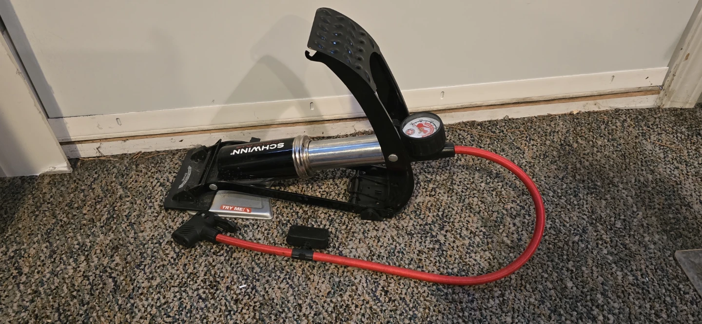New Schwinn Air Base Plus Bike Pump