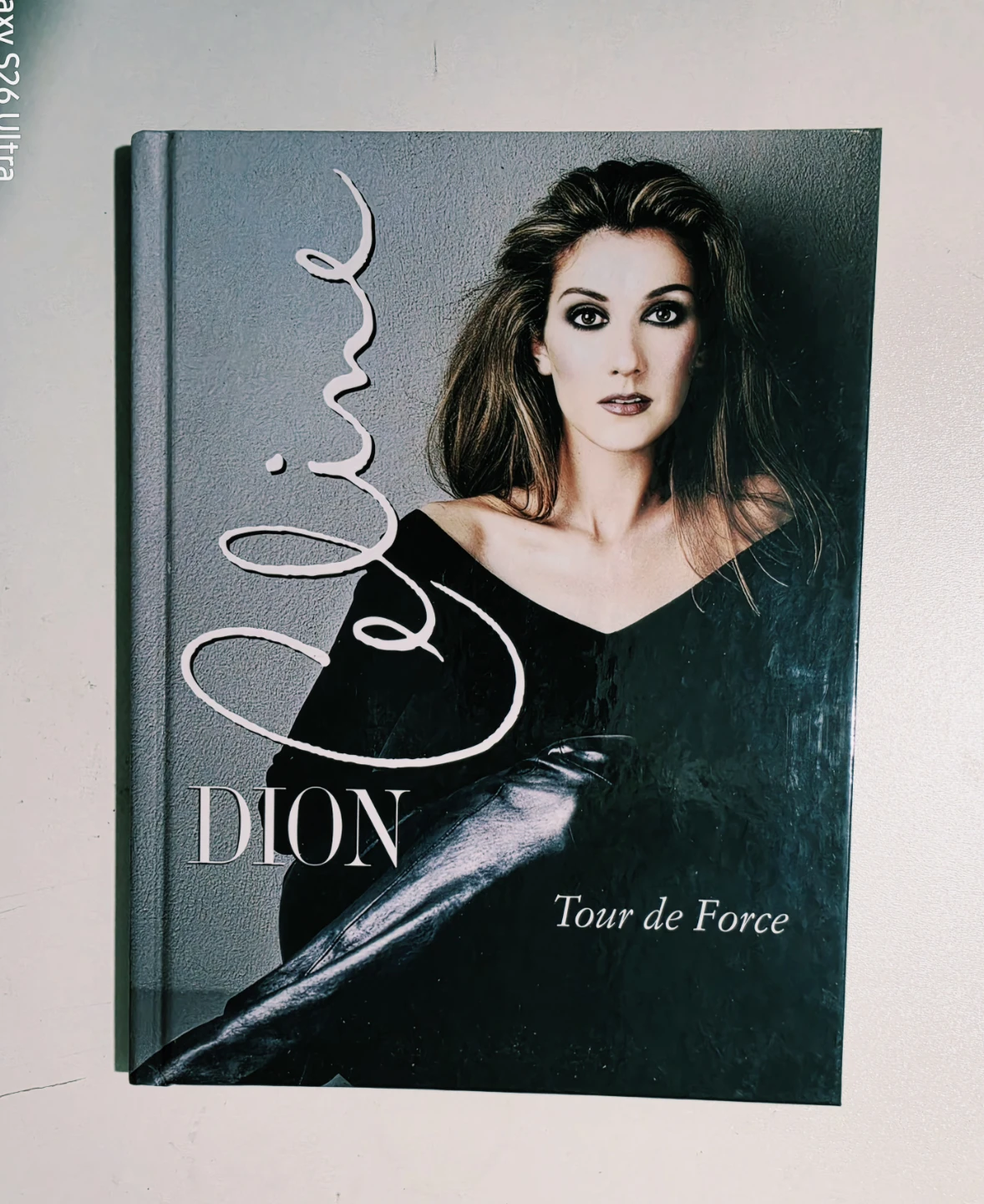 Celine Dion TOUR DE FORCE Hard Cover Tour Book