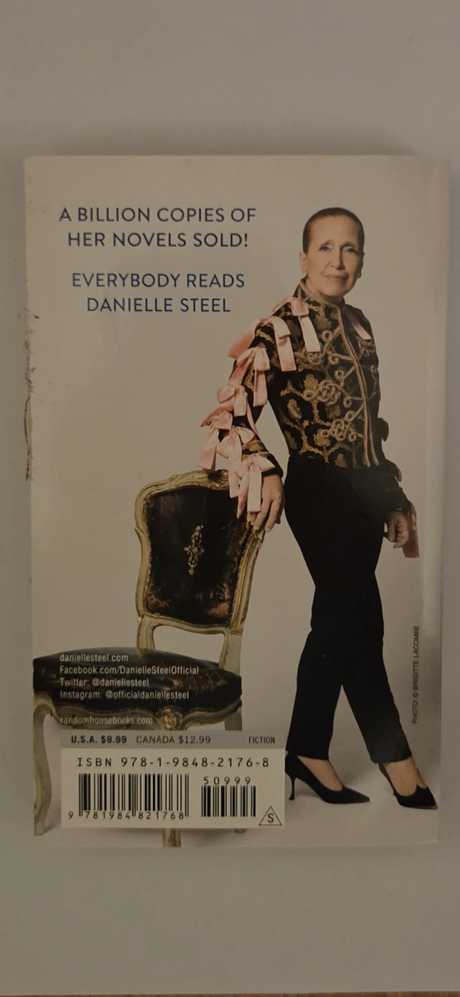 Danielle Steel The High Notes Paperback Novel - photo 2