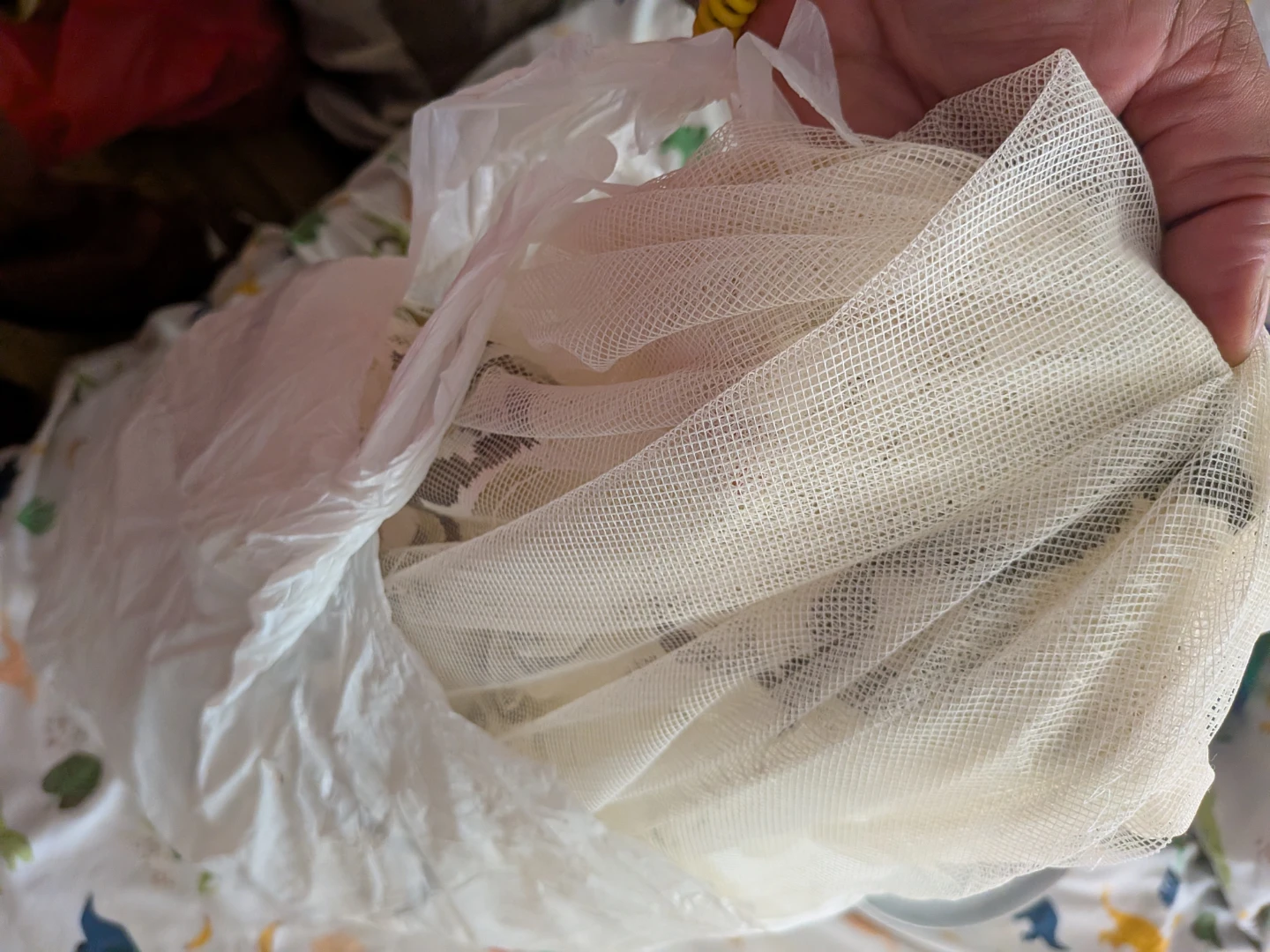 White Lace Fabric - photo 2