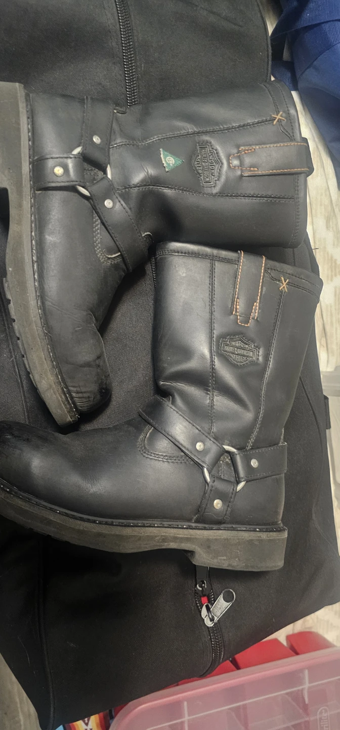 Size 10 steel toe boots