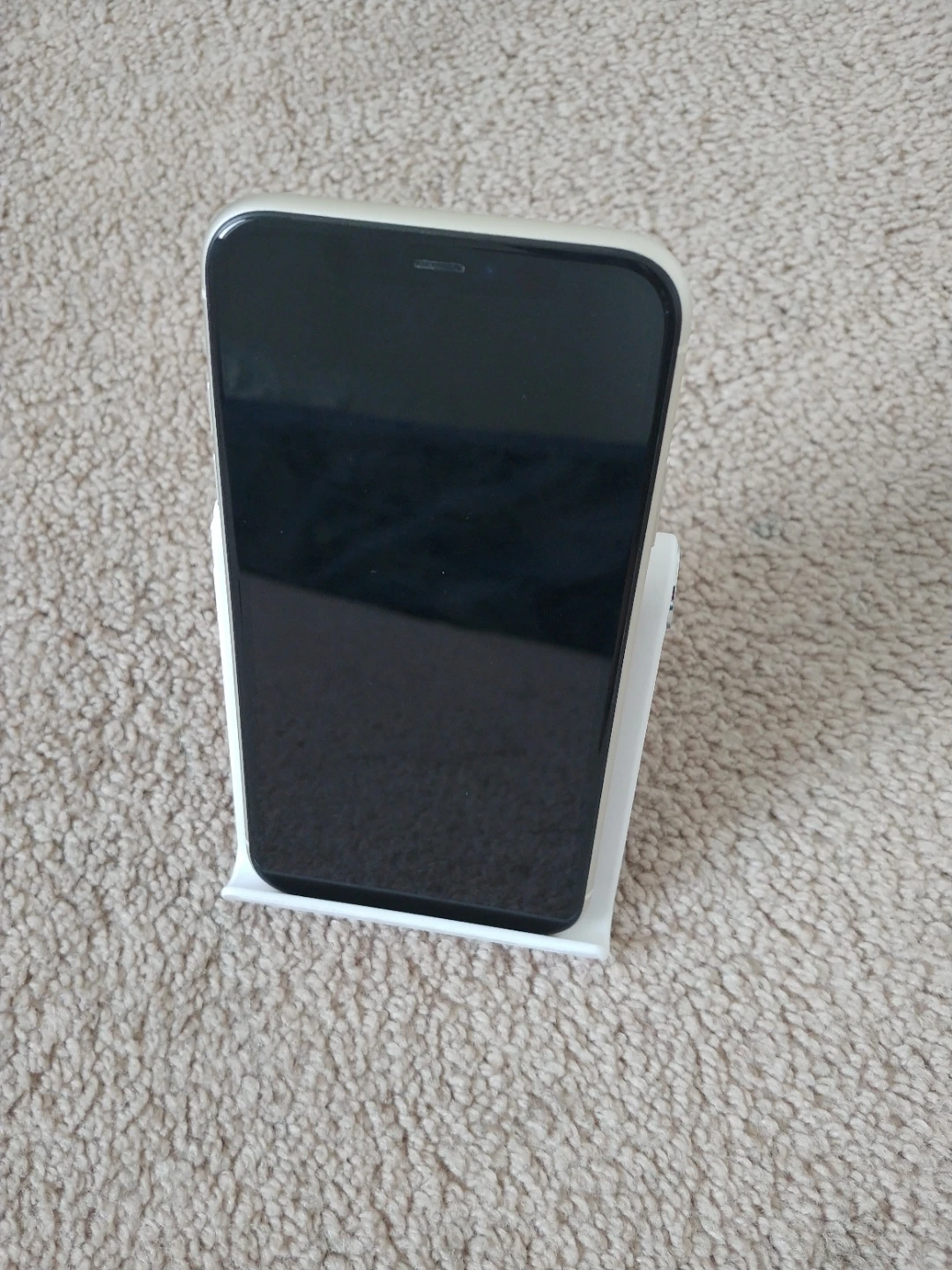 Striff White Phone Stand - photo 5