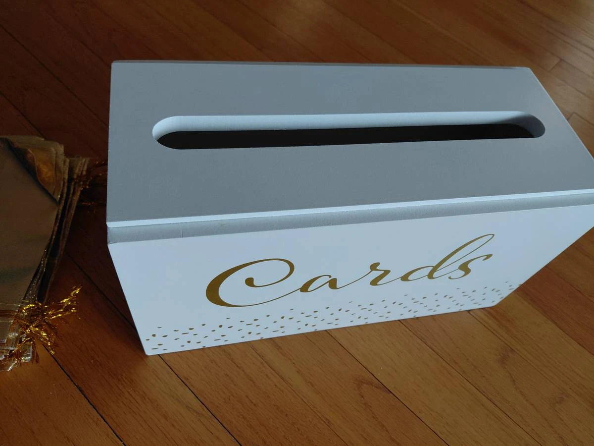 White Cards Box with Gold Confetti Design & Gold Favor Bags - photo 2