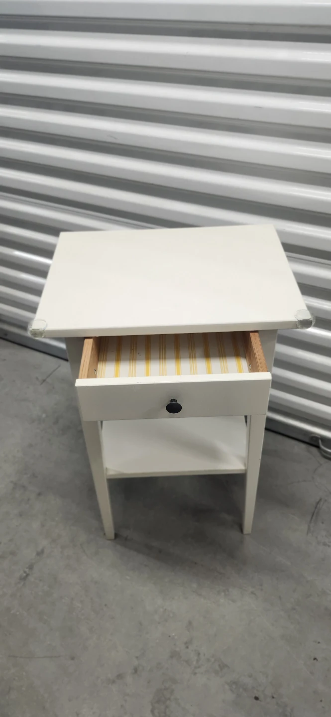 White Side Table with Drawer from ikea - photo 2