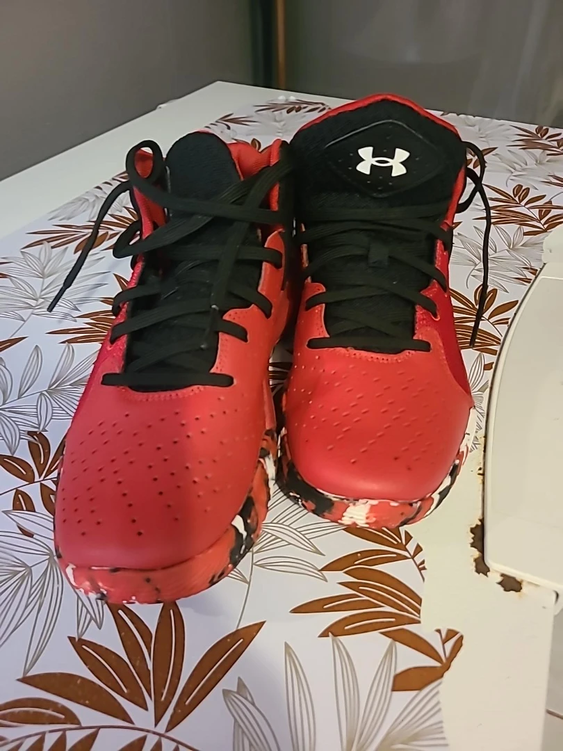 Under Armour Red Basketball Shoes - photo 3