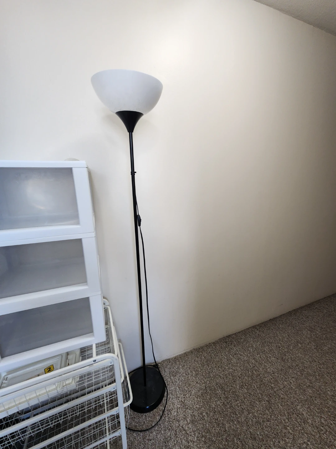 Floor Lamp – $5 each