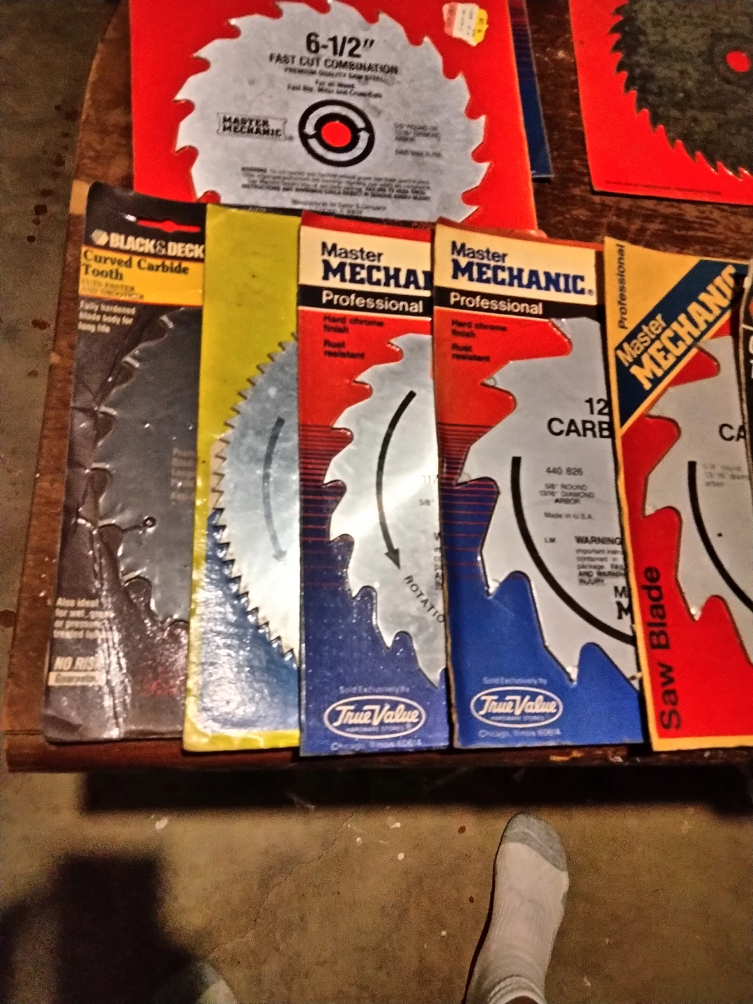 Lot of Master Mechanic & Black+Decker Saw Blades - photo 2