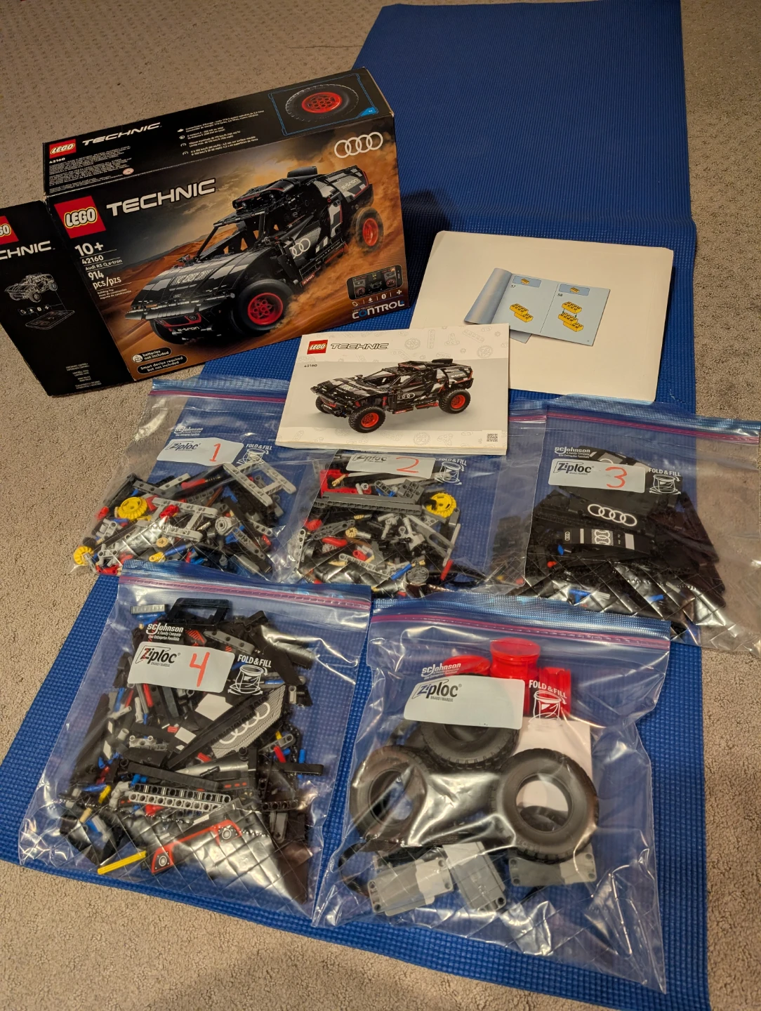 Lego Technic Audi RS  q e-tron 42160 - photo 5