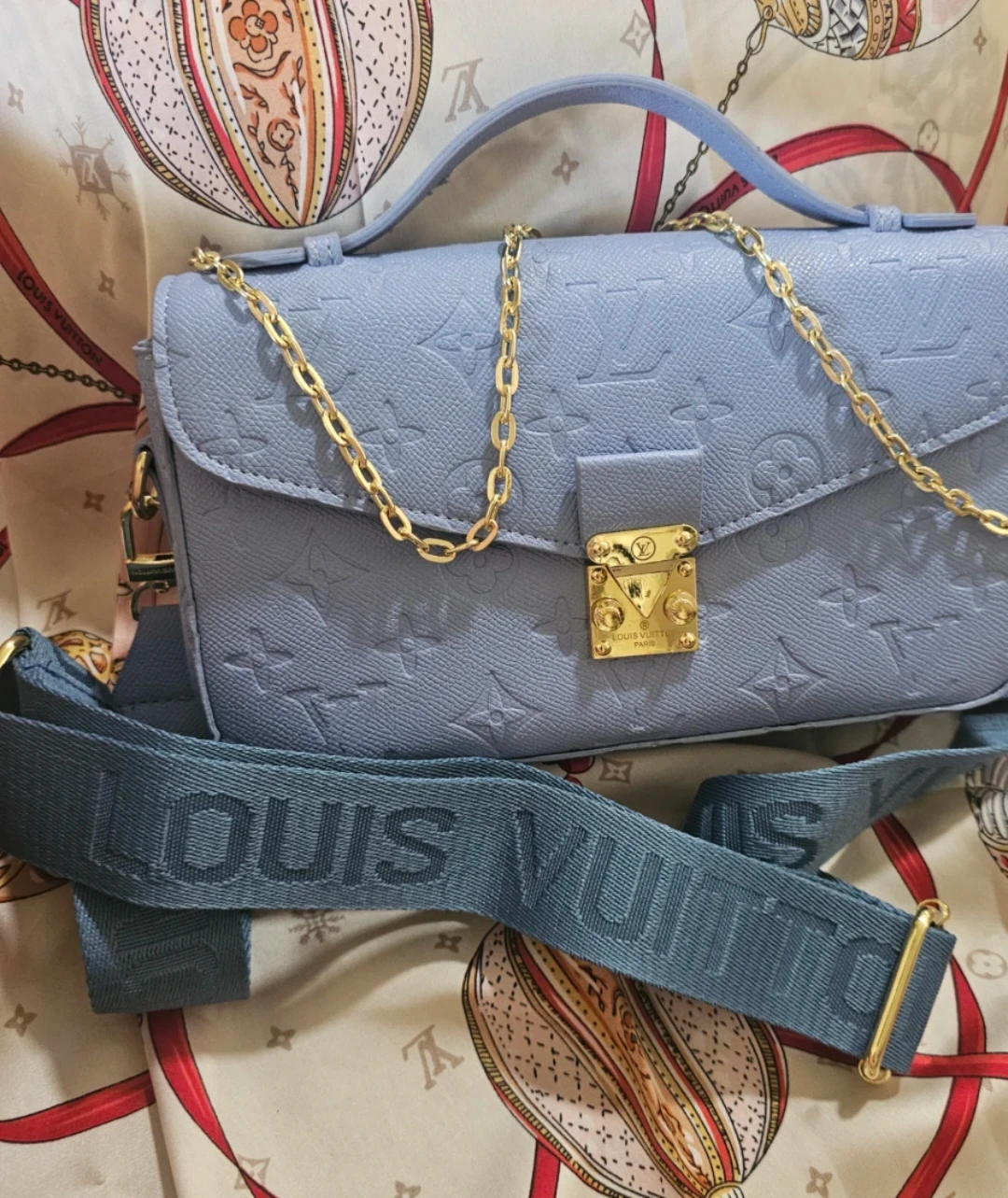 Louis Vuitton Locky BB Bag in Periwinkle - photo 3