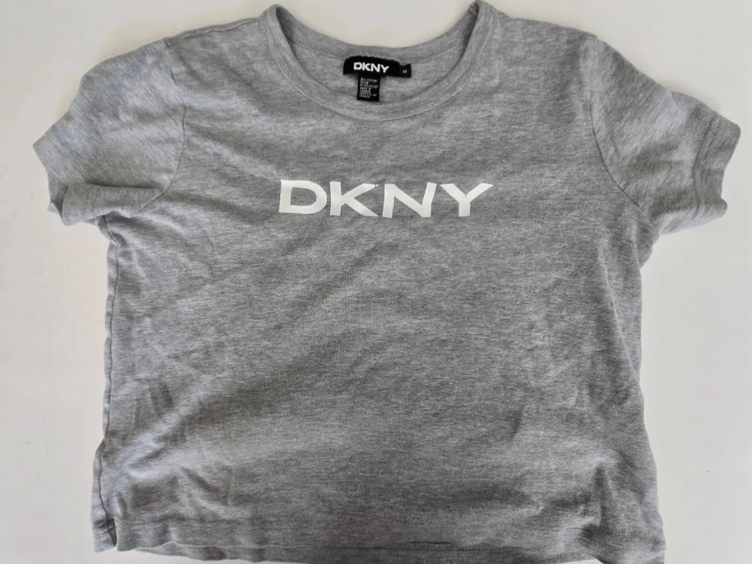 DKNY Grey T-Shirt Size M