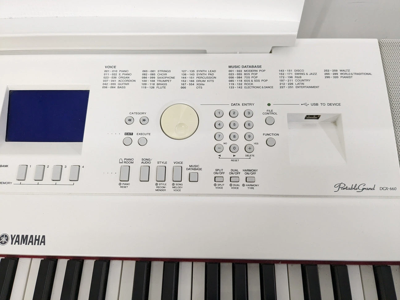 Yamaha Portable Grand DGX-660 Keyboard - photo 4
