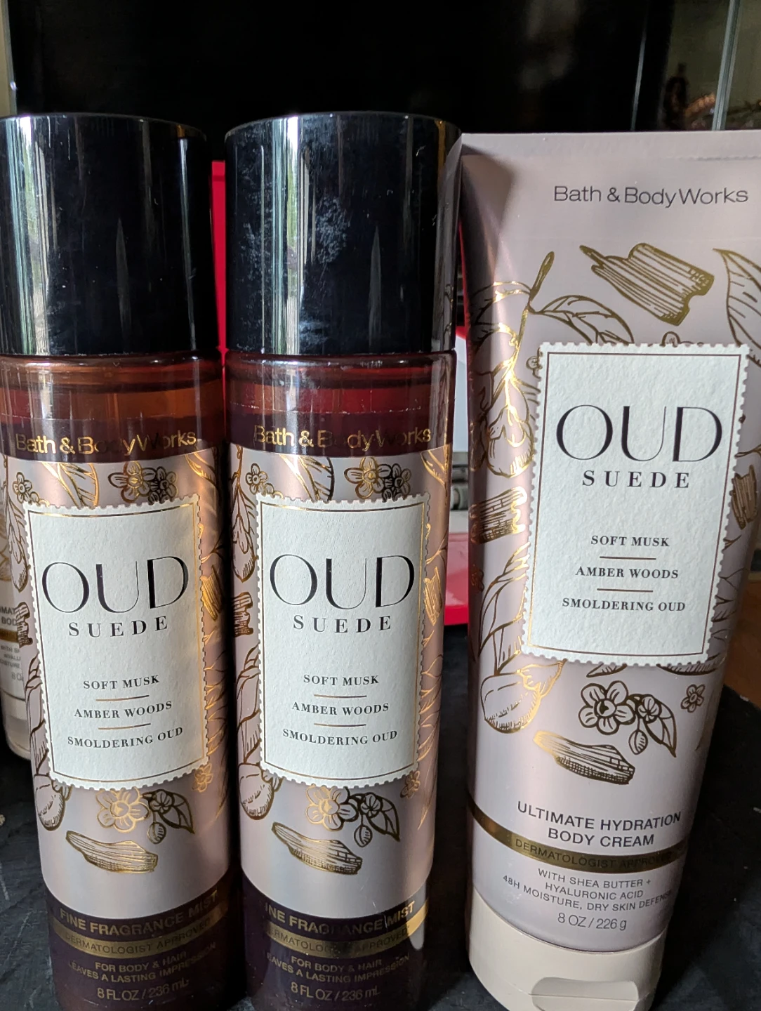 Oud suede unisex bath body works