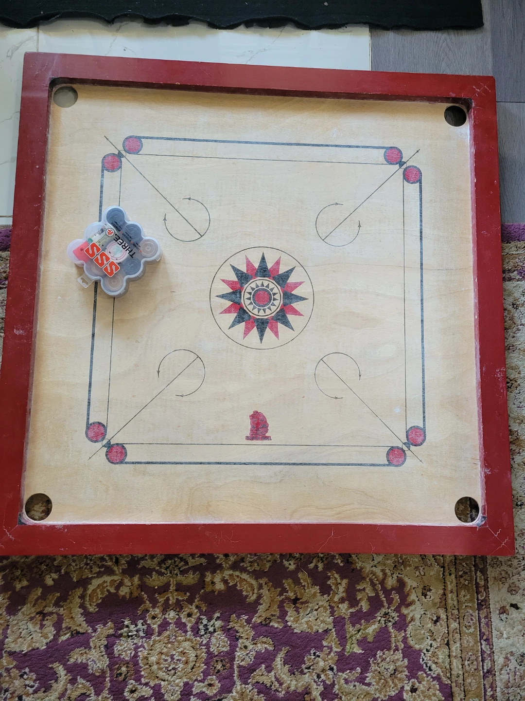 Carrom Board with Pieces and Powder