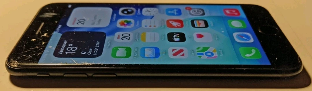 Iphone se 3rd generation - photo 5