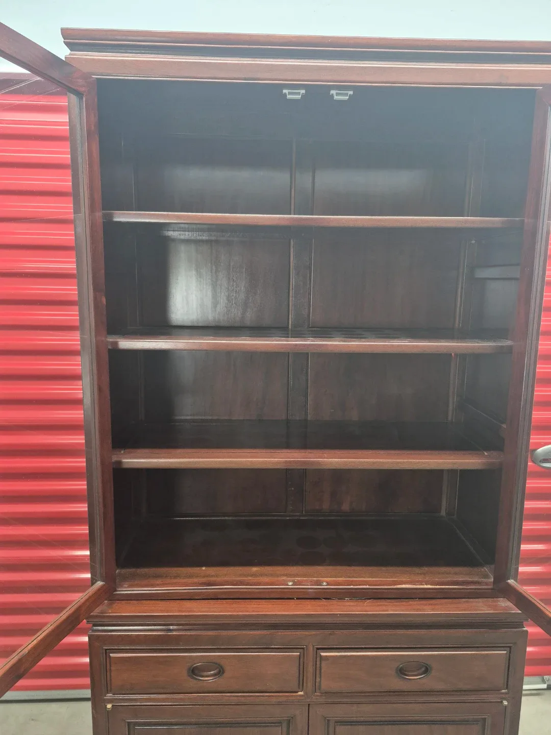 Wooden hutch with glass display doors Rosewood finish - photo 5