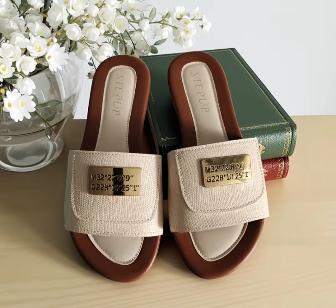 STEP UP Cream and Brown Slide Sandals - photo 4
