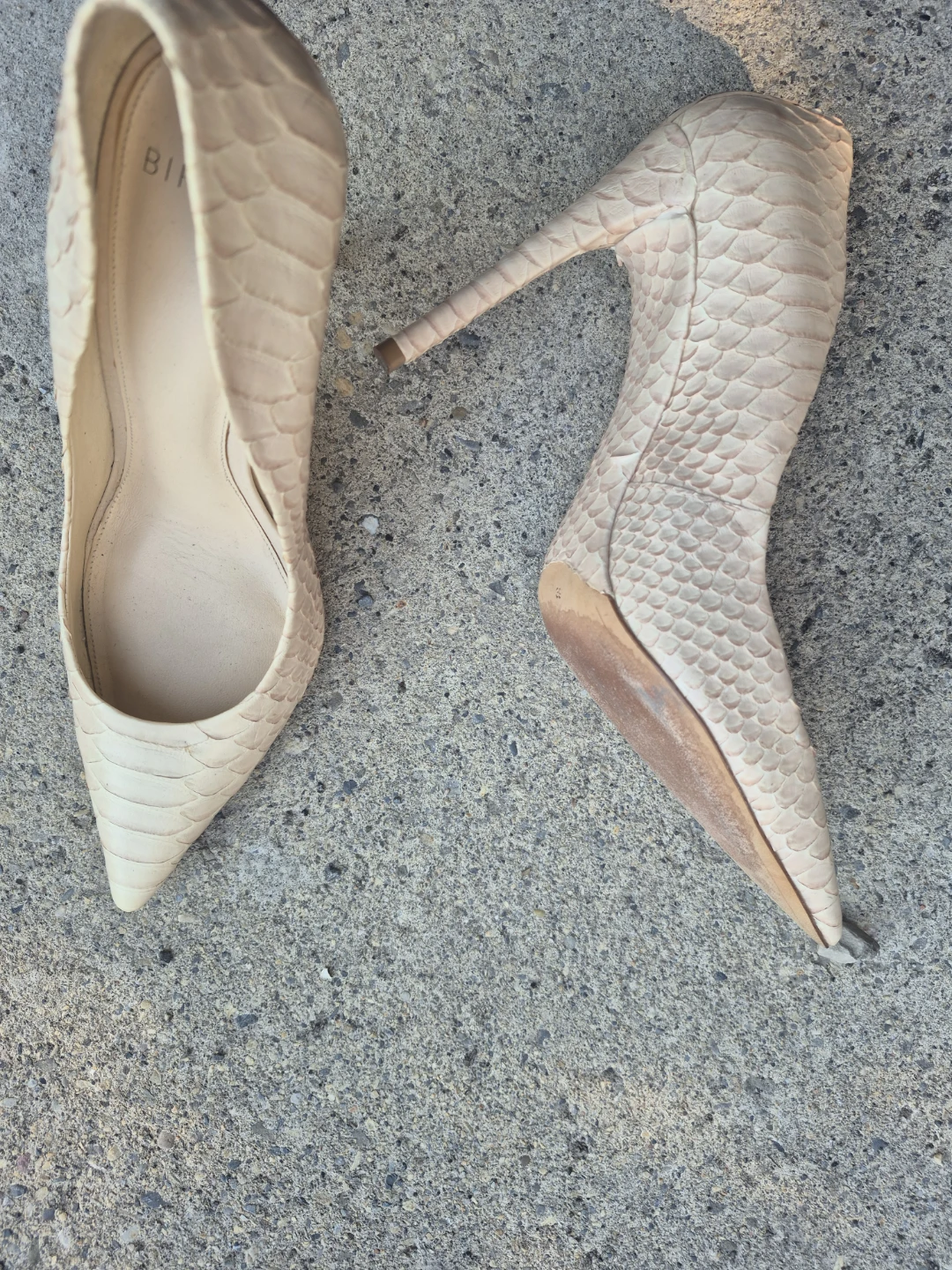 Alexandre Birman Beige Snakeskin Heels Size 39 - photo 2