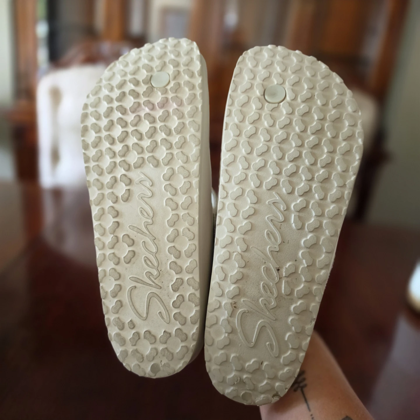Womens 9 Skechers Rhinestone Flip Flops - EEUC - photo 4