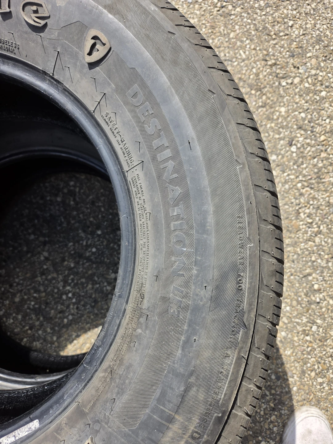 3 tire Firestone Destination P245/70R16 - photo 3