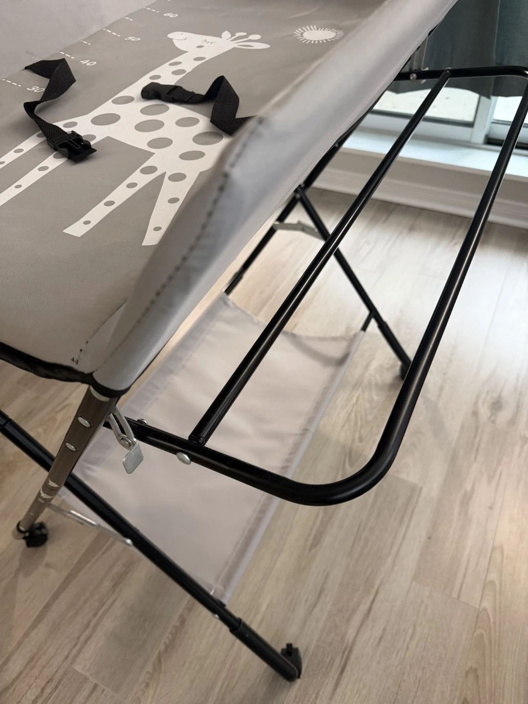 Baby Changing Table with Scale - photo 4