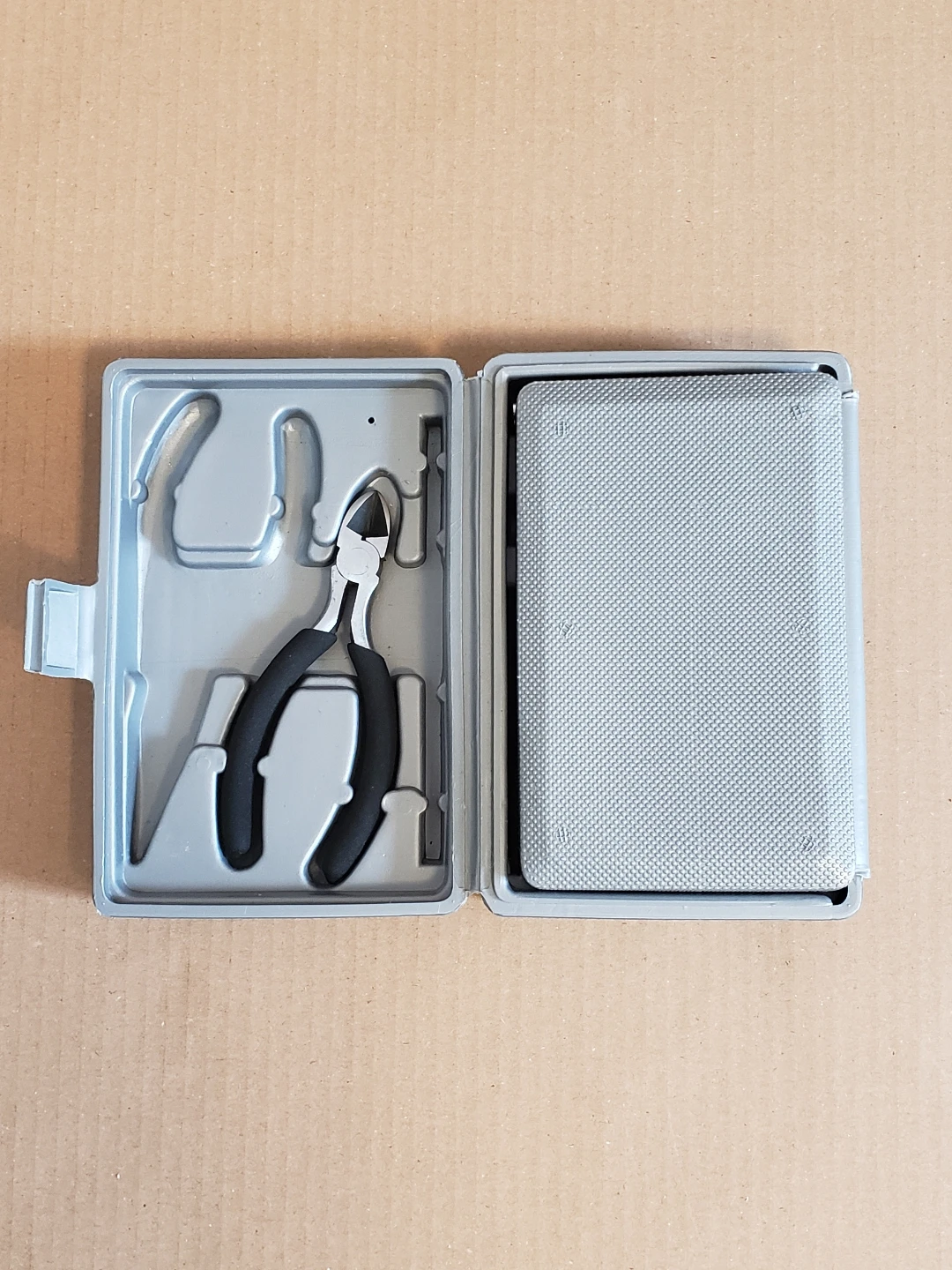 RadioShack 25 Piece Electronics Tool Kit - photo 2