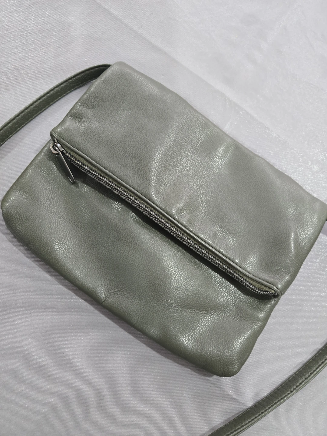 Wild Fable Gray Foldover Crossbody Bag - photo 2