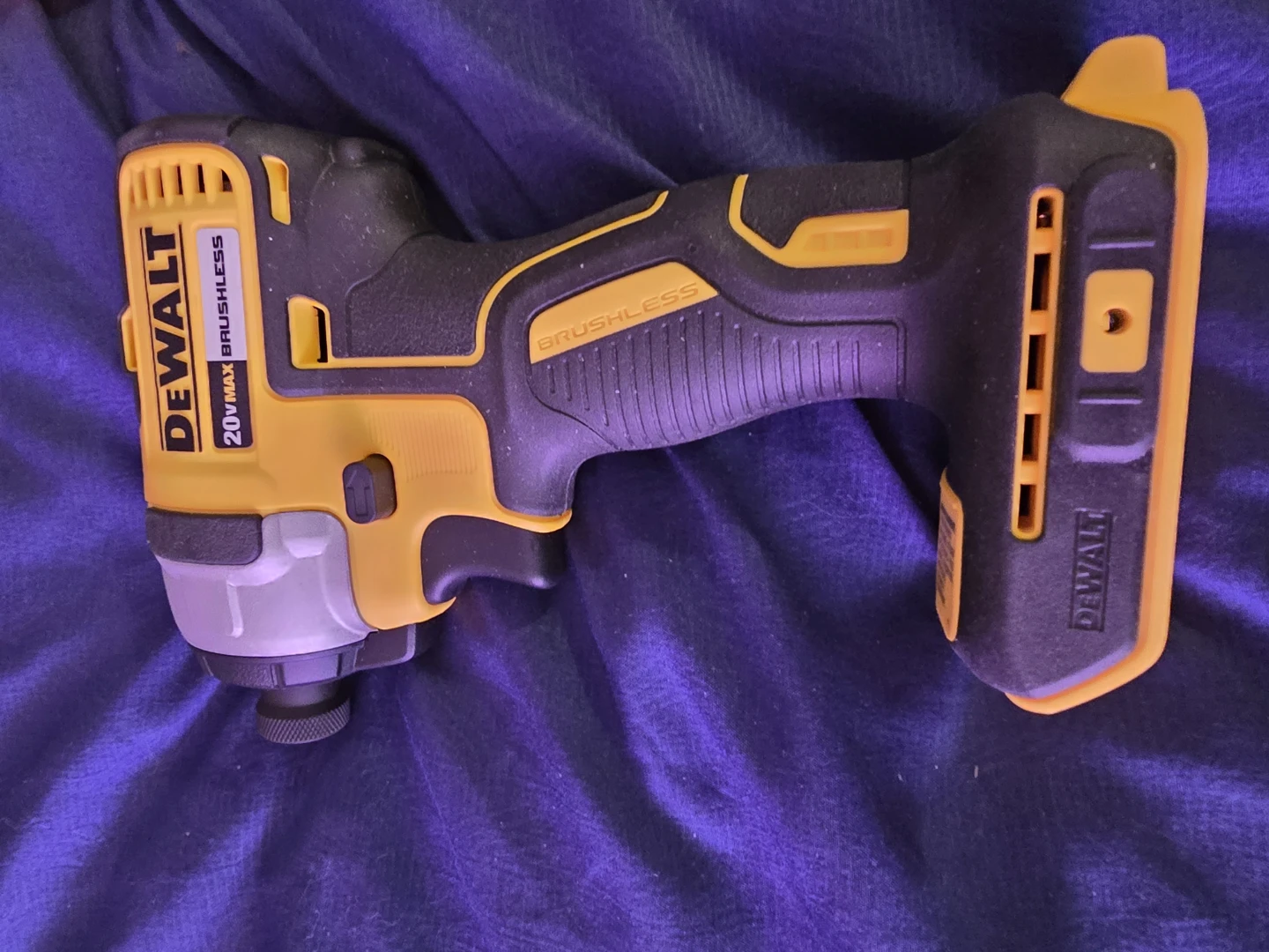 DeWalt 20V MAX Cordless Drill and Sander Combo Kit - photo 2
