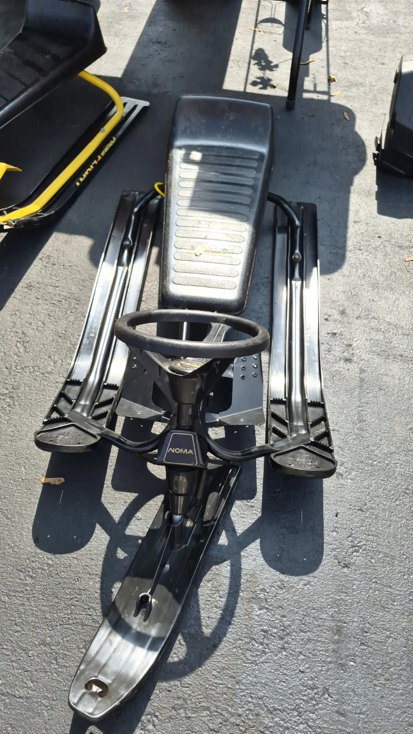 Noma Snow Sled with Steering